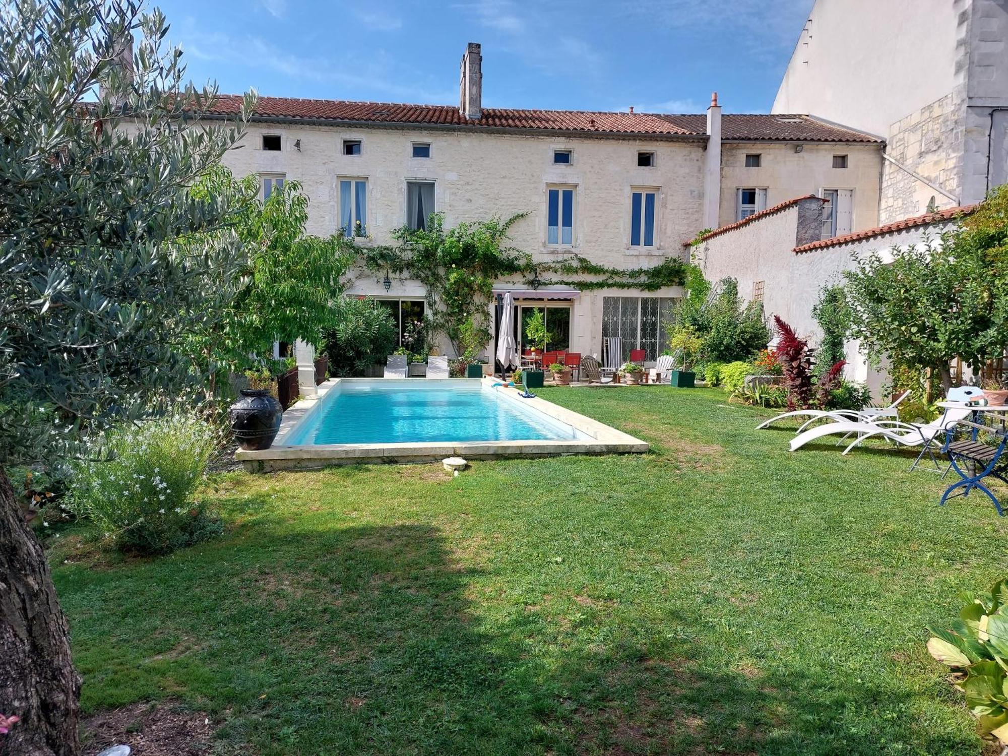 La Gueriniere La Moulidart Bed & Breakfast Châteauneuf-sur-Charente Exterior photo
